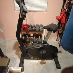 Xterra UB1.7 Upright Exercise Bike