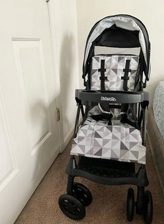 Stroller 