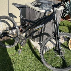 2009 Diamond Back Mountain Bike