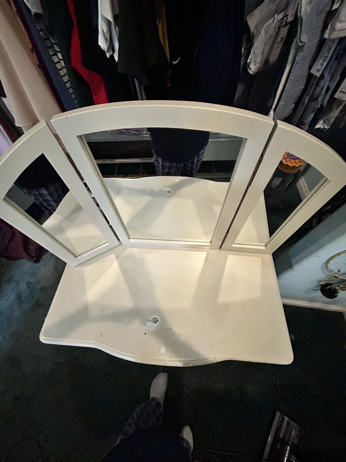 Vintage-Style Vanity Table with Mirror & Stool