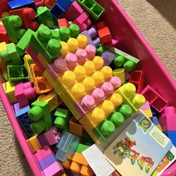 Mega Bloks First Builders Lil Princess Edition 