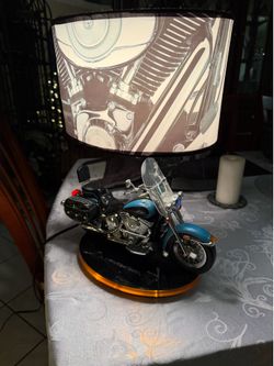 Harley Davidson collectors lamp