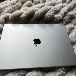 macbook pro 2021