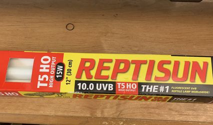 T5 Reptisun 12 Inch Bulb