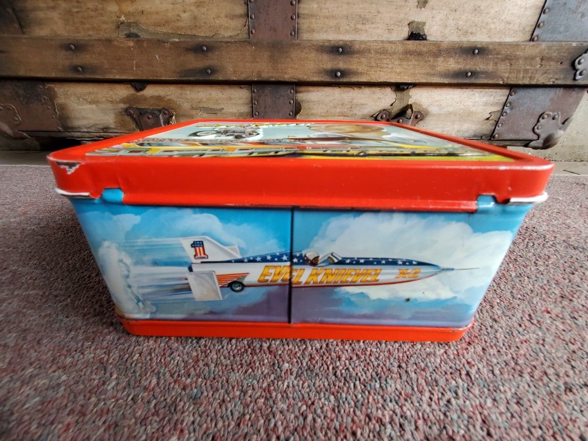 1974 Evel Knievel Lunch Box New for Sale in St. Petersburg, FL