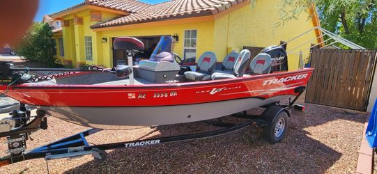 2014 Tracker Pro V 16 - 75 Hp Mercury 4 Stroke - Low Hours