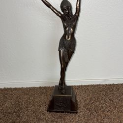 Woman Statue 