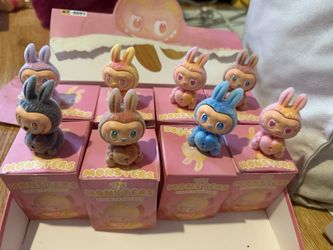 Labubu Figures 