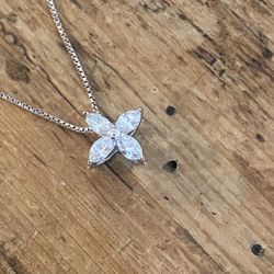 Neiman Marcus Sterling Silver Cz Flower Pendant Necklace Italy