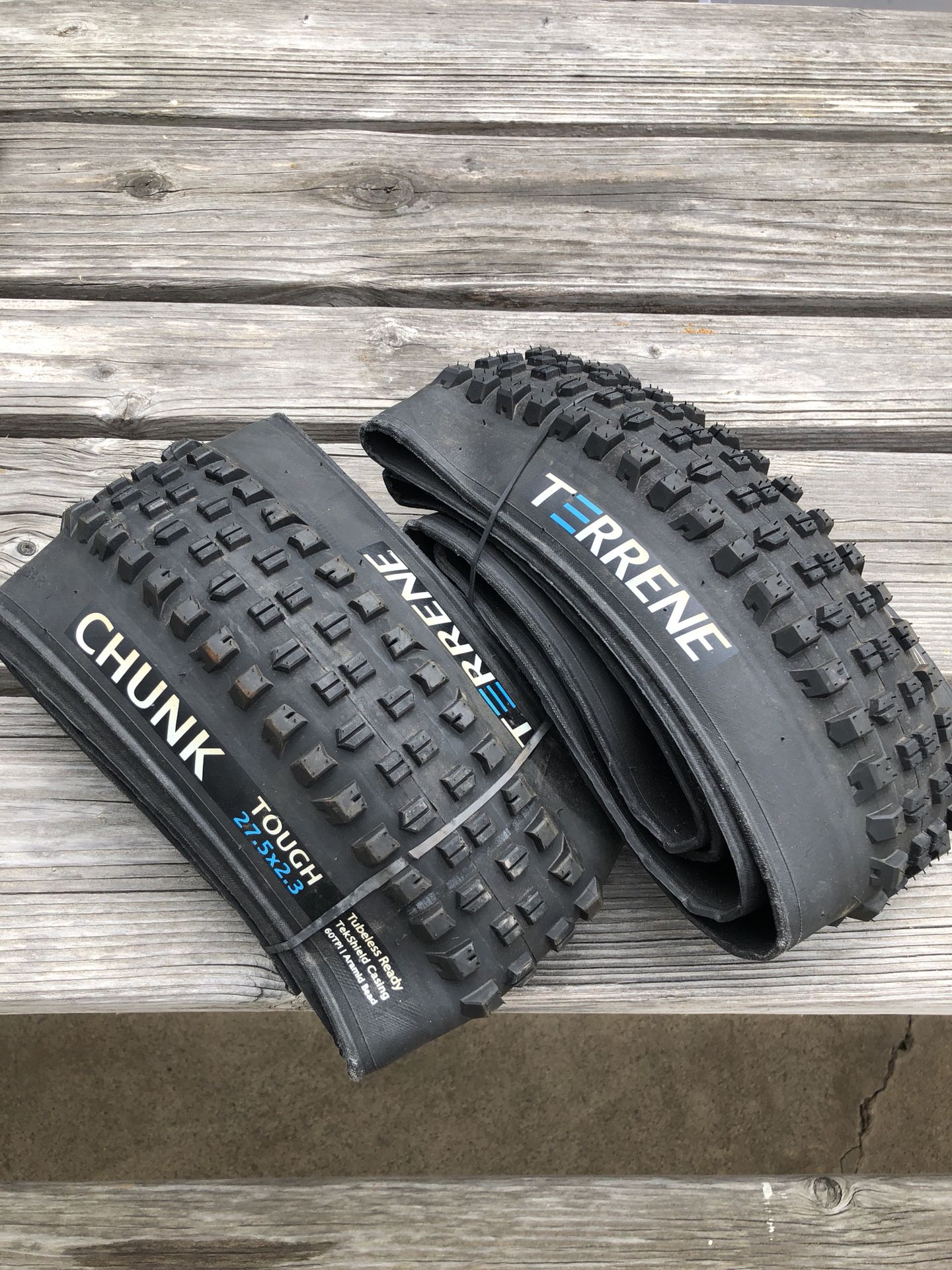 Terrene Chunk Mtn Bike tires (NEW)