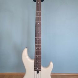 Vintage 80's Yamaha BB200 Bass