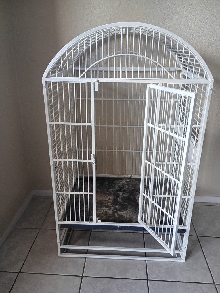 Bird Cage / Reptile Cage