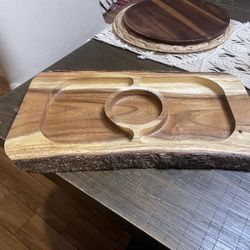 Maison & White Acacia Round Cheese Board & Knives Set