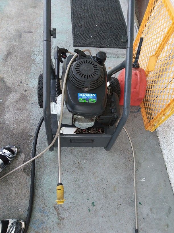 Pressure Washer Honda Gcc 160 5.5 Runs Great Has About 10 Hours On It 200.00