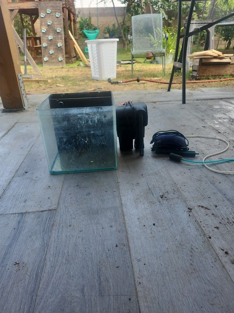 Small Fish Tank