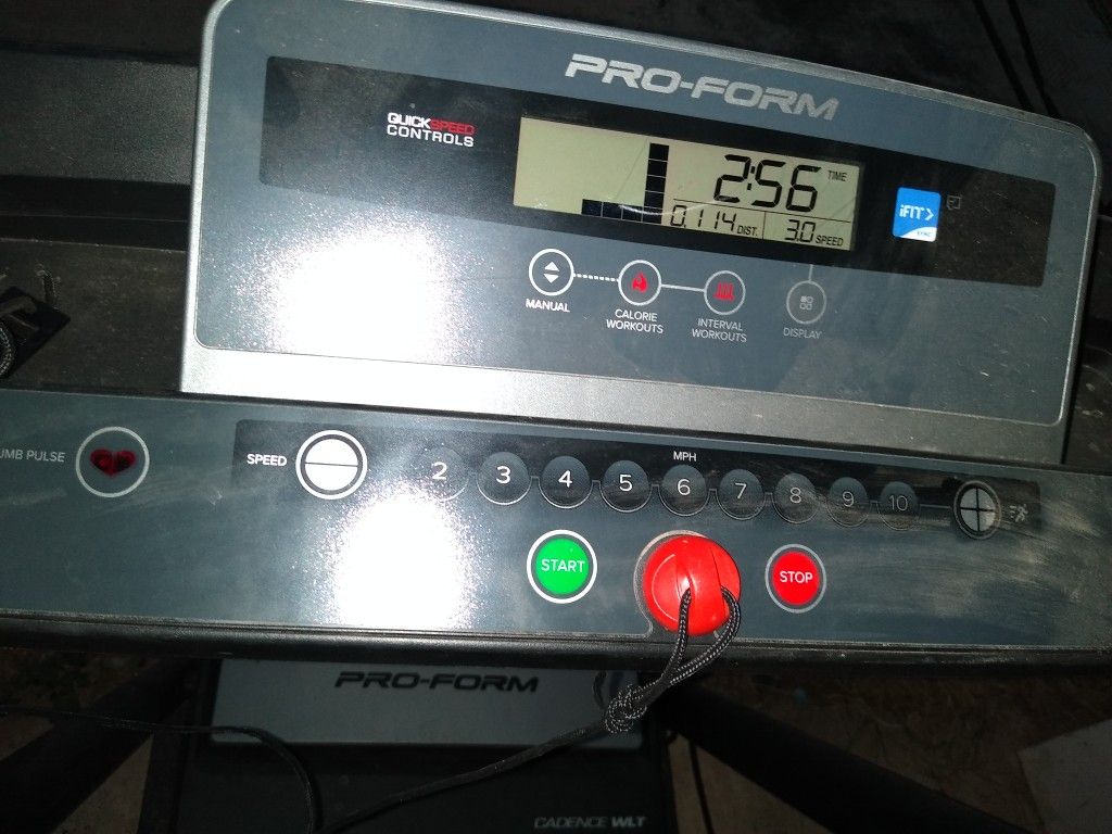 PROFORM TREADMILL....WORKS GREAT BUT NEEDS A BAND REPLACEMENT...IT FOLDED