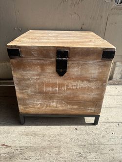 Rustic Wooden Storage Trunk / Chest - Solid Wood