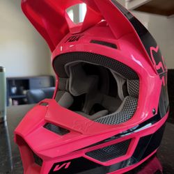 Fox Racing youth medium helmet – used, great shape, minor wear
