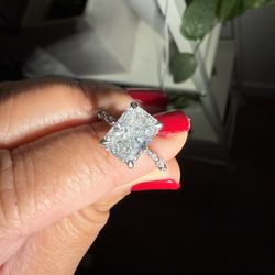 Lab Diamond Radiant Solitaire Ring 