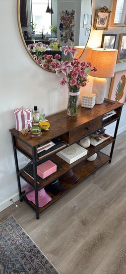 Entrance Table (with Electronic Power)
