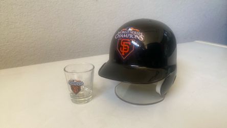 2010 World Series Champions Giants mini helmet & shot glass