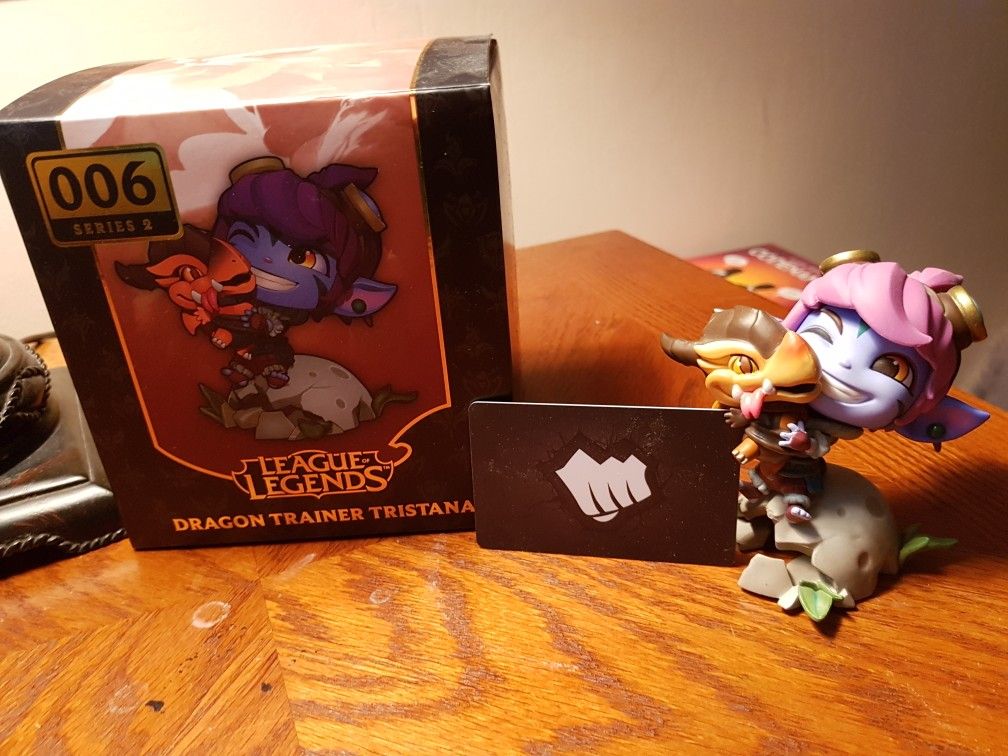 League of Legends Dragon Tamer Tristana Figure RETIRED