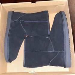 Women’s Uggs 