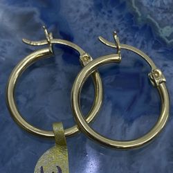 $275 Yellow Gold Hoop Earrings