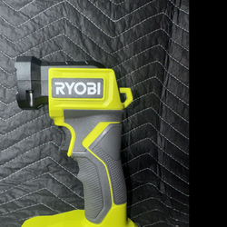 RYOBI ONE+ 18V Cordless LED Light (Tool Only)