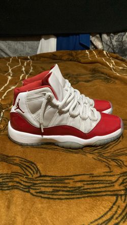 Jordan’s 11 Retro Cherry size 5.5y