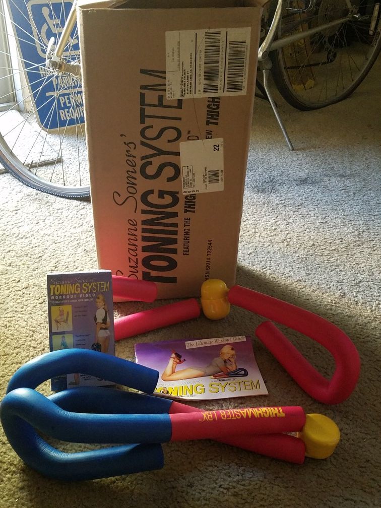 Thigh Master gold Suzanne Somers toning system