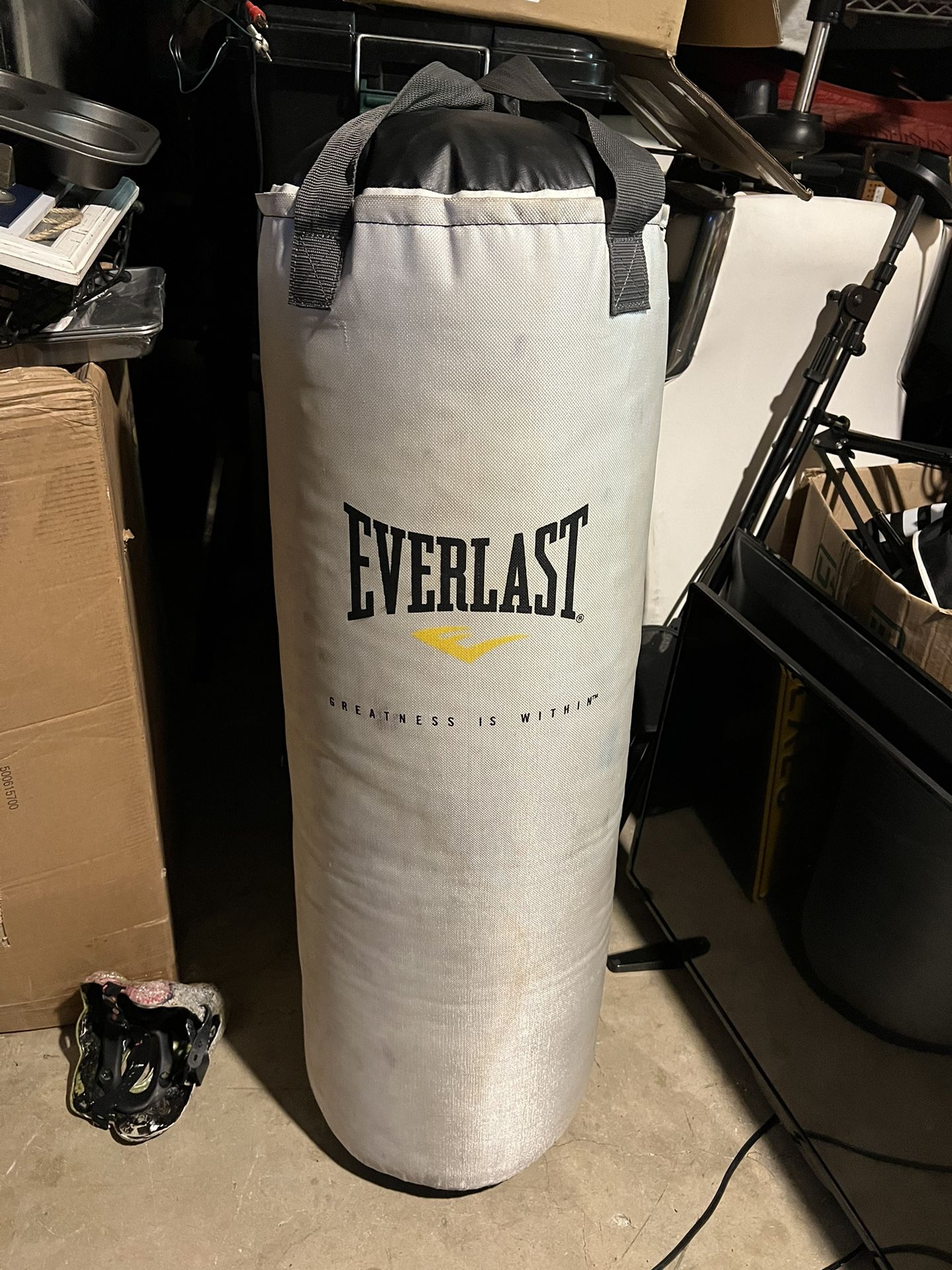 Everlast Punching Bag for Sale in Plano, TX OfferUp