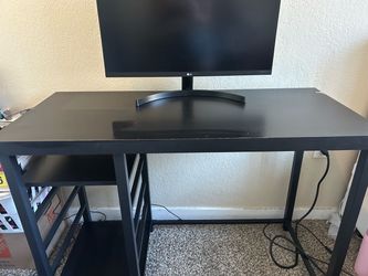 Desk & Monitor