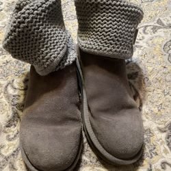 New Womens UGG Boots Size 8