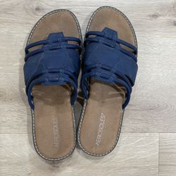 Women’s Aerosole Shoes Size 9