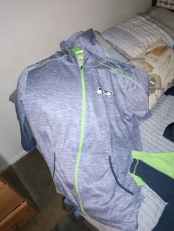 Seattle Seahawks Hoodie's, Pullovers, Jerseys And Hats.
