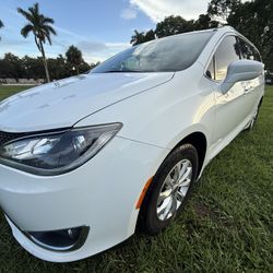 2018 Chrysler Pacifica