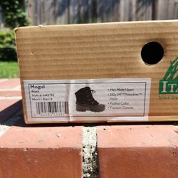 Mens Snow Boot Size 8