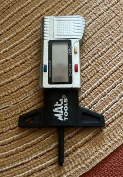 The Mac Tools Digital Tire Tread Depth Gauge