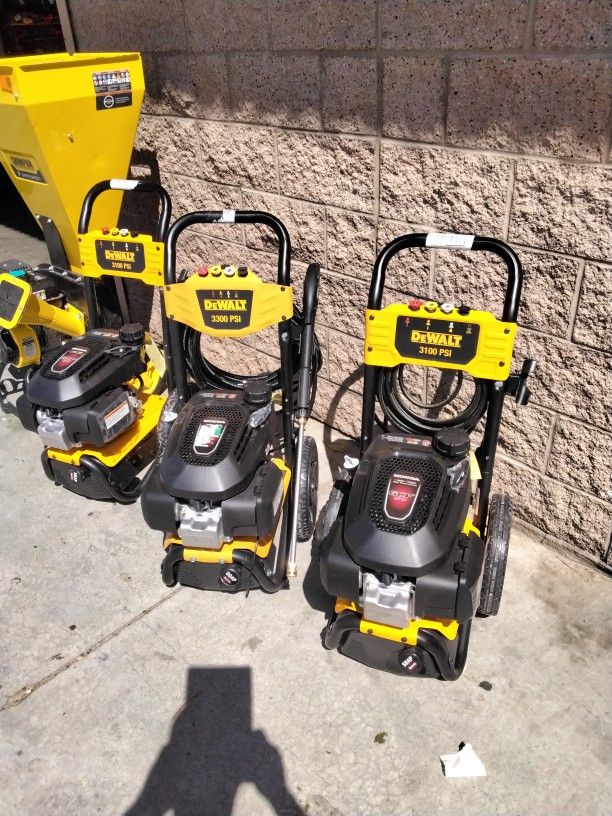 DEWALT GAS PRESSURE WASHER 3100 PSI HONDA INGINE EACH
