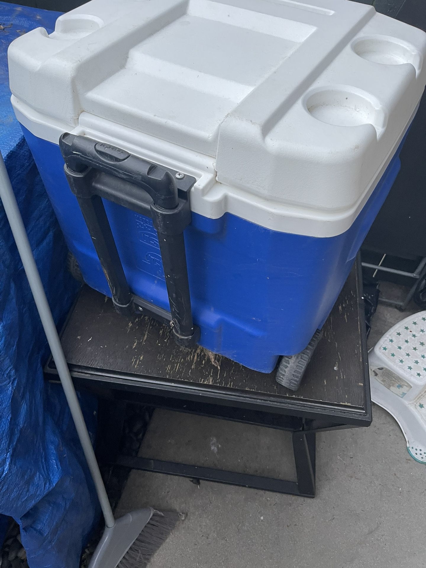 Llelera Con Llantas I Roto Zip Para Cortar Sheet Rock /// Ice Chest With Wheels And Roto Zip Kit 