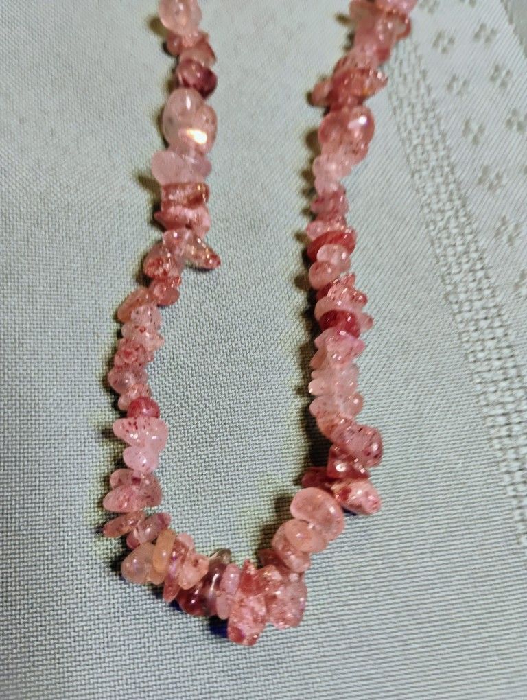 NATURAL TANZANIAN NATRONITE, A BEAUTIFUL PURPLISH PINK, 20 INCH NECKLACE.