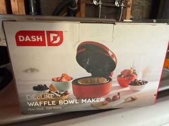 Dash Deluxe Waffle Bowl Maker - NEW