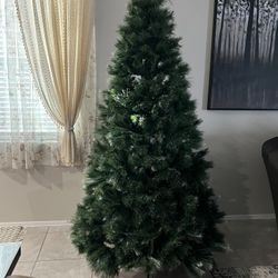 Christmas Tree 7.5ft
