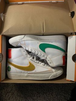 Nike Blazer Mid '77 Vintage "Roswell Rayguns"