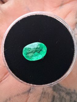 Natural Colombian Emerald 1.00 Ct Oval Cut Loose Gemstone 7.7×5.7×4.2 mm