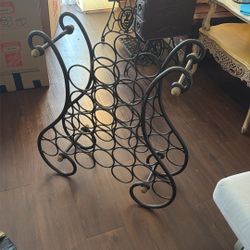 Vintage Look Wine rack FREE !