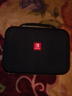 Official Nintendo Switch large carrying case w/ 128GB SD card and extras