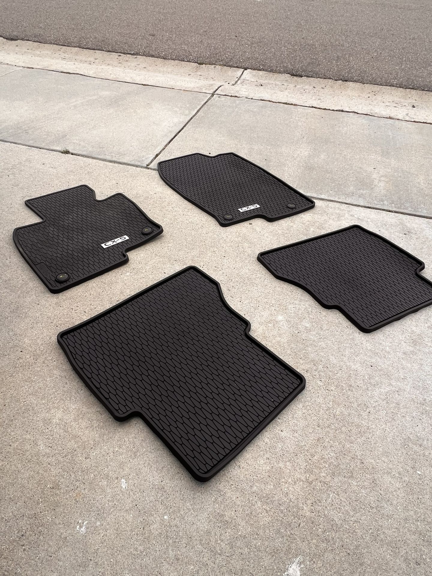 Brand New Mazda Cx5 All Weather Floor Mats for Sale in San Diego, CA