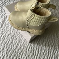 Stylish Toddler Boots 